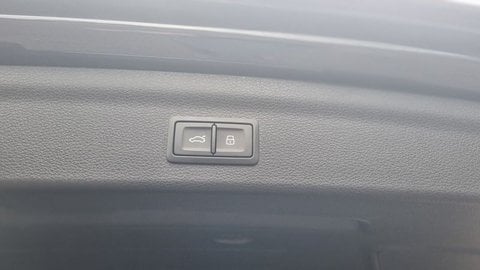 Voitures D'occasion À Dax | Audi Q3 35 Tfsi 150 Ch S Tronic 7 S Line