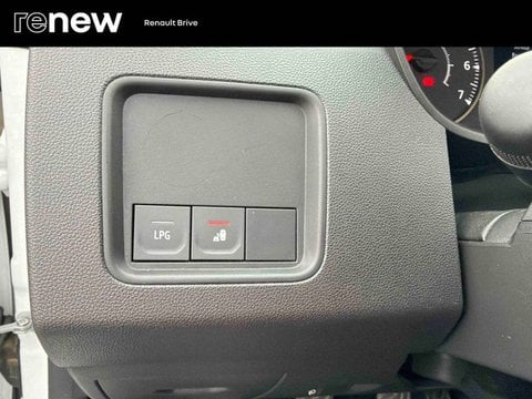 Voitures D'occasion À Brive La Gaillarde | Dacia Duster Eco-G 100 4X2 Journey +