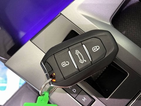 Voitures D'occasion À Saintes | Opel Grandland Ii 1.2 Turbo Hybrid 145 Ch E-Dct6 Gs