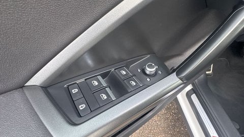 Voitures D'occasion À Saint-Avit | Audi Q3 35 Tdi 150 Ch S Tronic 7 S Edition