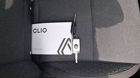 Voitures D'occasion À Bergerac | Renault Clio V Tce 90 Equilibre