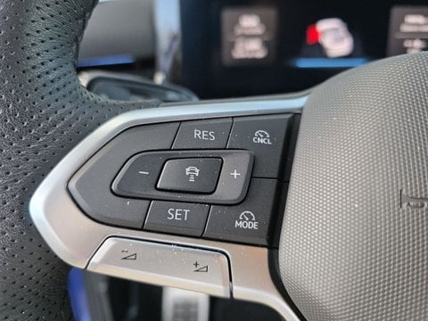 Voitures D'occasion À Saint-Pierre-Du-Mont | Volkswagen T-Roc 1.5 Etsi Hybrid 150 Ch Dsg7 R-Line