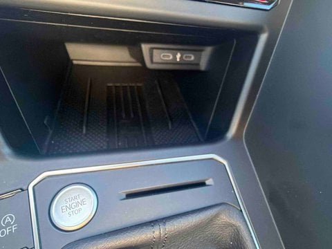 Voitures D'occasion À Brive La Gaillarde | Volkswagen Taigo 1.0 Tsi 116 Dsg7 R-Line Edition