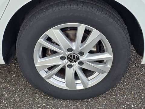 Voitures D'occasion À Saint-Pierre-Du-Mont | Volkswagen Touran 2.0 Tdi 122 7Pl Lounge