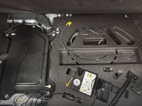 Voitures D'occasion À Gond Pontouvre | Renault Clio V E-Tech 140 Business