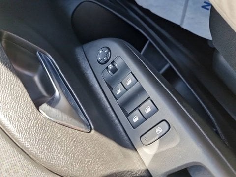 Voitures D'occasion À Saintes | Opel Corsa 1.2 75 Ch Bvm5
