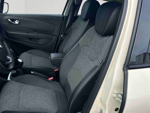 Voitures D'occasion À Bergerac | Renault Captur Dci 90 Intens