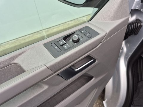 Voitures D'occasion À Saint-Avit | Volkswagen Transporter 6.1 Procab L1 2.0 Tdi 204 Dsg7 4Motion...