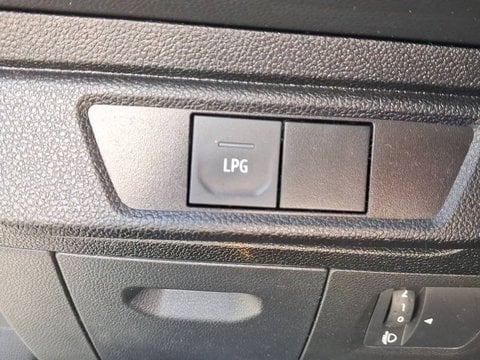 Voitures D'occasion À Trélissac | Dacia Sandero Iii Eco-G 100 - 22 Essentiel