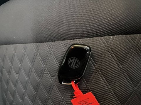 Voitures D'occasion À Royan | Mg Mg3 1.5 L Hybrid+ 195 Ch Luxury