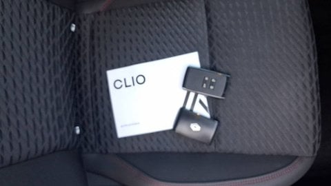 Voitures D'occasion À Bergerac | Renault Clio Vi E-Tech Full Hybrid 160 Ch Techno