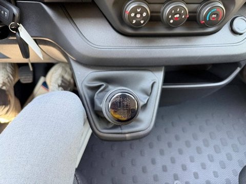 Voitures D'occasion À Sarlat | Renault Trafic Iii Blue Dci 150 Grand Evolution