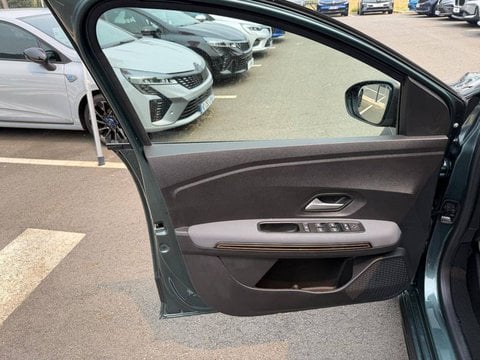 Voitures D'occasion À Sarlat | Dacia Jogger Hybrid 140 7 Places Gsr2 Extreme +