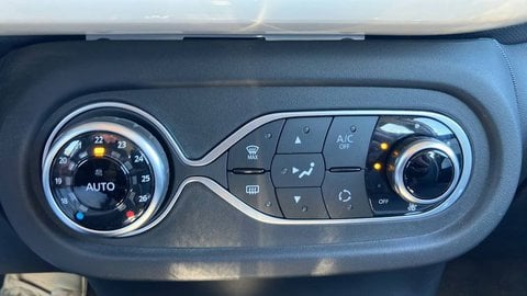 Voitures D'occasion À Trélissac | Renault Twingo Electrique Iii Iii Achat Intégral - 21 Zen