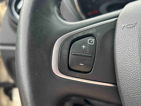 Voitures D'occasion À Bergerac | Renault Captur Dci 90 Intens