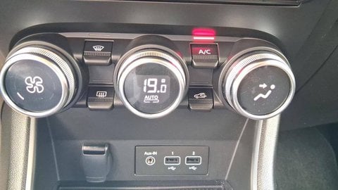 Voitures D'occasion À Limoges | Renault Captur Ii Mild Hybrid 140 Techno