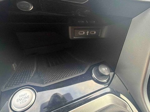 Voitures D'occasion À Brive La Gaillarde | Volkswagen T-Roc 1.0 Tsi 116 Start/Stop Bvm6 Vw Edition