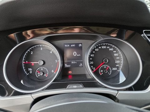 Voitures D'occasion À Saint-Pierre-Du-Mont | Volkswagen Touran 2.0 Tdi 122 7Pl Lounge
