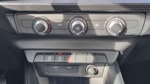 Voitures D'occasion À Dax | Audi A1 Sportback 25 Tfsi 95 Ch Bvm5 Entry