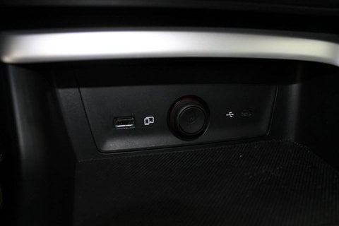 Voitures D'occasion À Migné-Auxances | Mg Zs Iii 1.5 L Hybrid+ 197 Ch Luxury