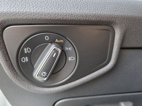 Voitures D'occasion À Saint-Pierre-Du-Mont | Volkswagen Touran 2.0 Tdi 122 7Pl Lounge