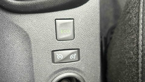 Voitures D'occasion À Bergerac | Renault Captur Dci 90 Intens