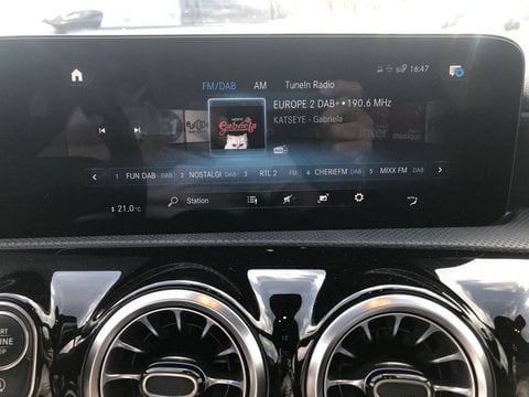 Voitures D'occasion À Cognac | Mercedes-Benz Classe A Iv 180 Bm6 Amg Line