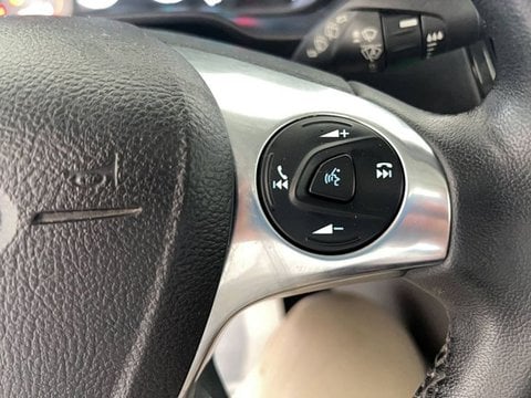 Voitures D'occasion À Saintes | Ford Grand Tourneo Connect 1.5 L Ecoblue 120 S&S Titanium