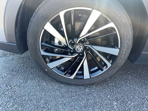 Voitures D'occasion À Saintes | Mg Zs Iii 1.5 L Hybrid+ 197 Ch Luxury