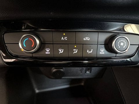 Voitures D'occasion À Saintes | Opel Corsa F 1.2 75 Ch Bvm5 Edition