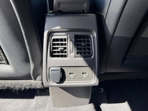 Voitures D'occasion À Sarlat | Renault Captur Ii Tce 140 Edc - 21 Intens
