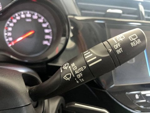 Voitures D'occasion À Saintes | Opel Corsa 1.2 75 Ch Bvm5