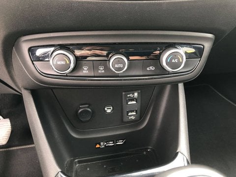 Voitures D'occasion À Cognac | Opel Crossland 1.2 Turbo 110 Ch Bvm6 Elegance Business