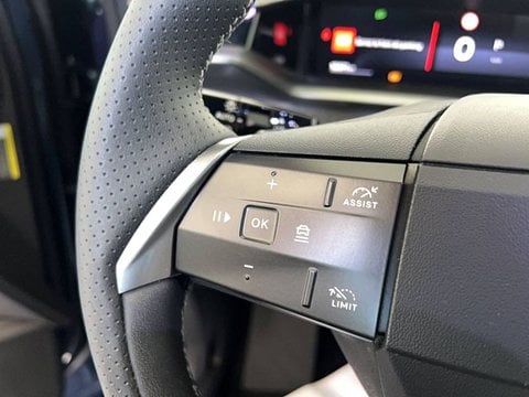 Voitures D'occasion À Saintes | Opel Grandland Ii 1.2 Turbo Hybrid 145 Ch E-Dct6 Gs
