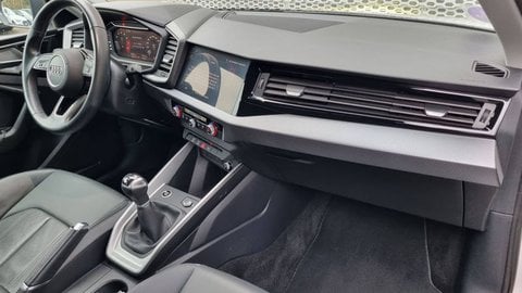 Voitures D'occasion À Dax | Audi A1 Citycarver 25 Tfsi 95 Ch Bvm5 Design Luxe