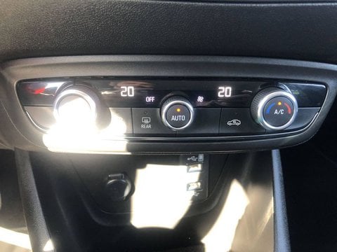 Voitures D'occasion À Cognac | Opel Crossland 1.2 Turbo 110 Ch Bvm6 Elegance Business