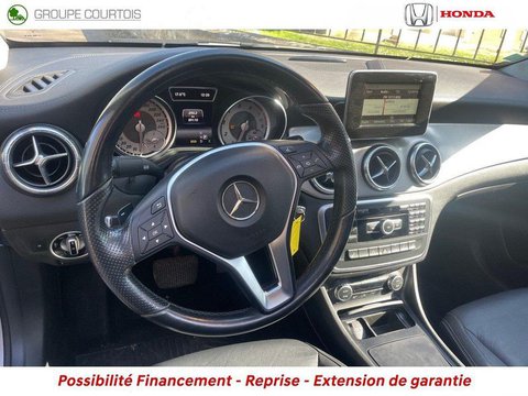 Voitures Occasion Mercedes-Benz Cla Classe 200 Inspiration 7-G Dct A À Chambourcy