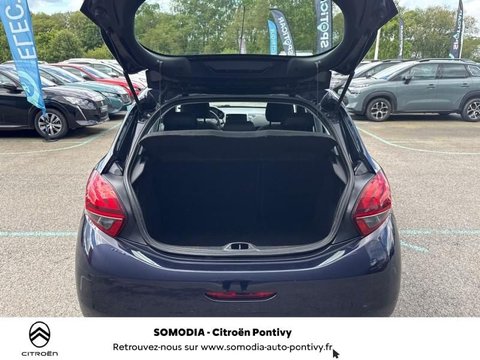 Voitures D'occasion À Saint-Thuriau | Peugeot 208 1.2 Puretech 82Ch Active 5P