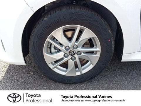 Voitures D'occasion À Vannes | Toyota Yaris 116H Dynamic Business + Programme Toyota Experience ...