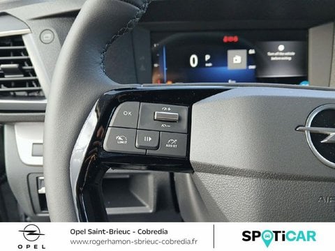 Voitures D'occasion À Yffiniac | Opel Vivaro M 2.2 Diesel 180Ch Sportive Automatique