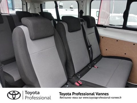 Voitures D'occasion À Vannes | Toyota Proace Combi Long 1.5 120 D-4D Dynamic Rc18