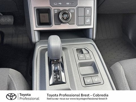 Voitures D'occasion À Brest | Toyota Hilux Electrique 196Ch Batterie 59,2 Kwh Double Cabine Lég...