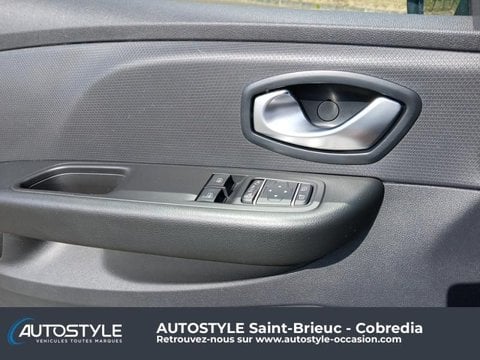 Voitures D'occasion À Yffiniac | Renault Clio 1.2 16V 75Ch Limited 5P