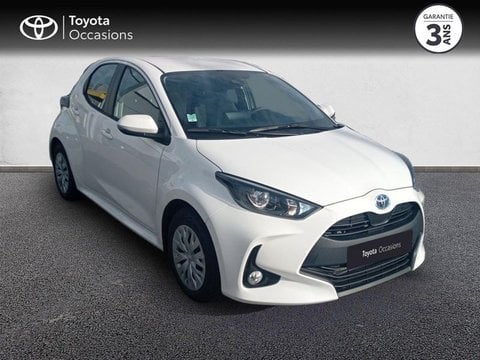 Voitures D'occasion À Brest | Toyota Yaris 116H Dynamic Business 5P + Programme Beyond Zero Acad...