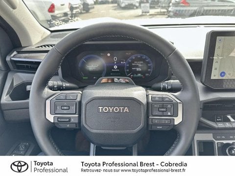 Voitures D'occasion À Brest | Toyota Hilux Electrique 196Ch Batterie 59,2 Kwh Double Cabine Lég...
