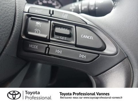 Voitures D'occasion À Vannes | Toyota Yaris Affaires 116H Dynamic Business Affaire My22 + Progra...