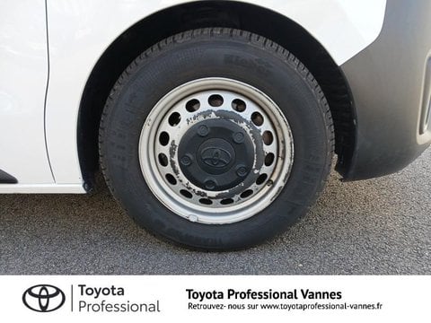 Voitures D'occasion À Vannes | Toyota Proace Combi Long 1.5 120 D-4D Dynamic Rc18