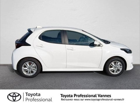 Voitures D'occasion À Vannes | Toyota Yaris 116H Dynamic Business + Programme Toyota Experience ...