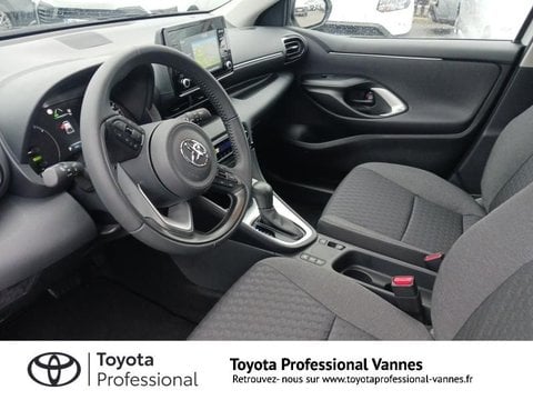 Voitures D'occasion À Vannes | Toyota Yaris Affaires 116H Dynamic Business Affaire My22 + Progra...