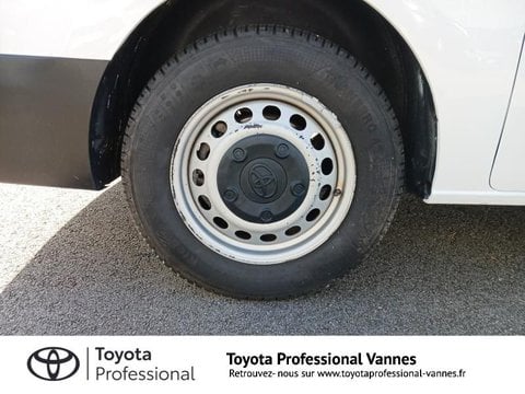 Voitures D'occasion À Vannes | Toyota Proace Combi Long 1.5 120 D-4D Dynamic Rc18